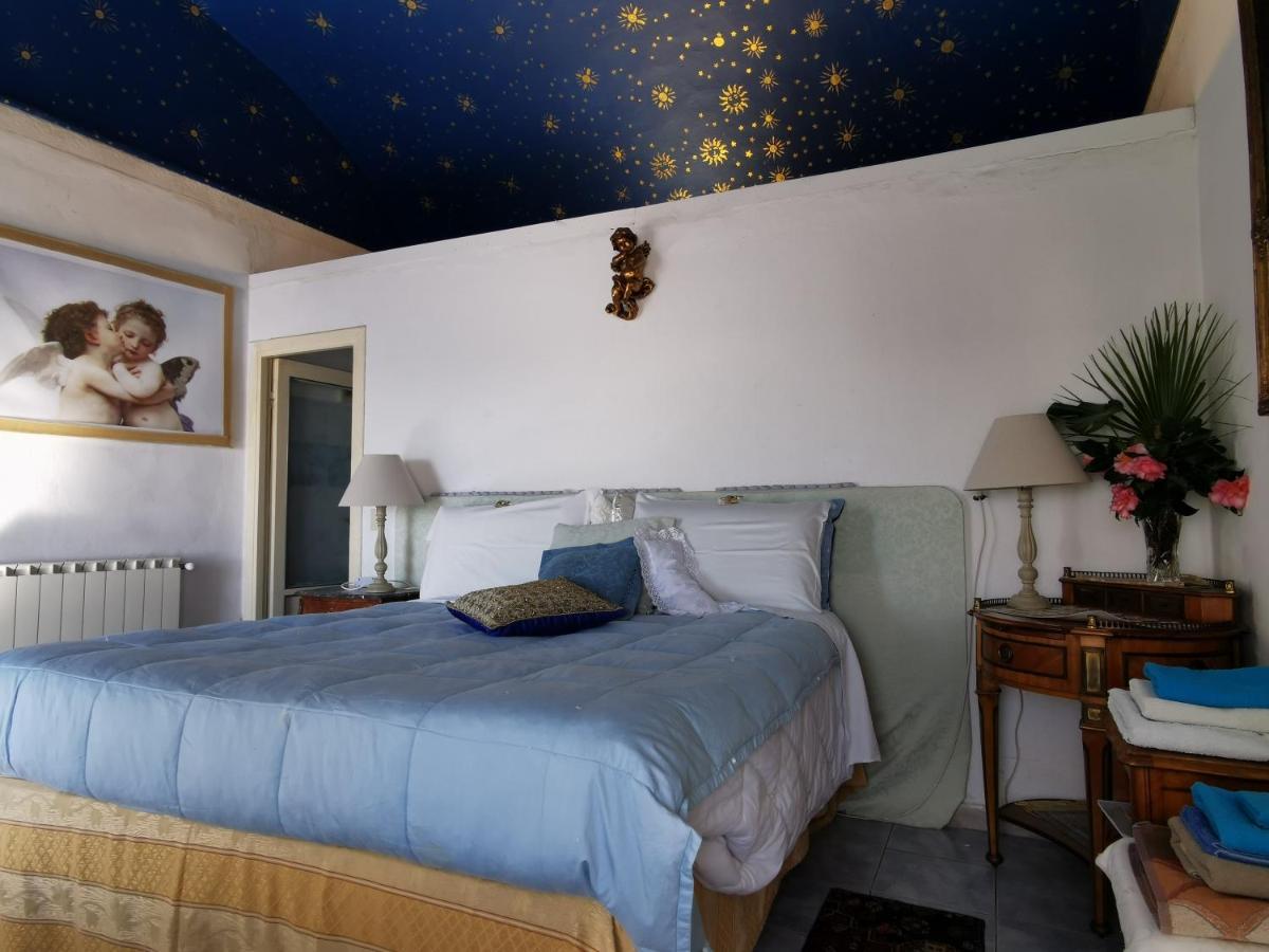 Romantic Casa Lorenzina Affittacamere เวนติมิญา ภายนอก รูปภาพ