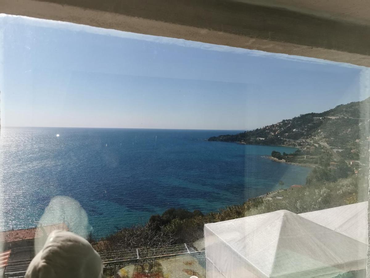 Romantic Casa Lorenzina Affittacamere เวนติมิญา ภายนอก รูปภาพ