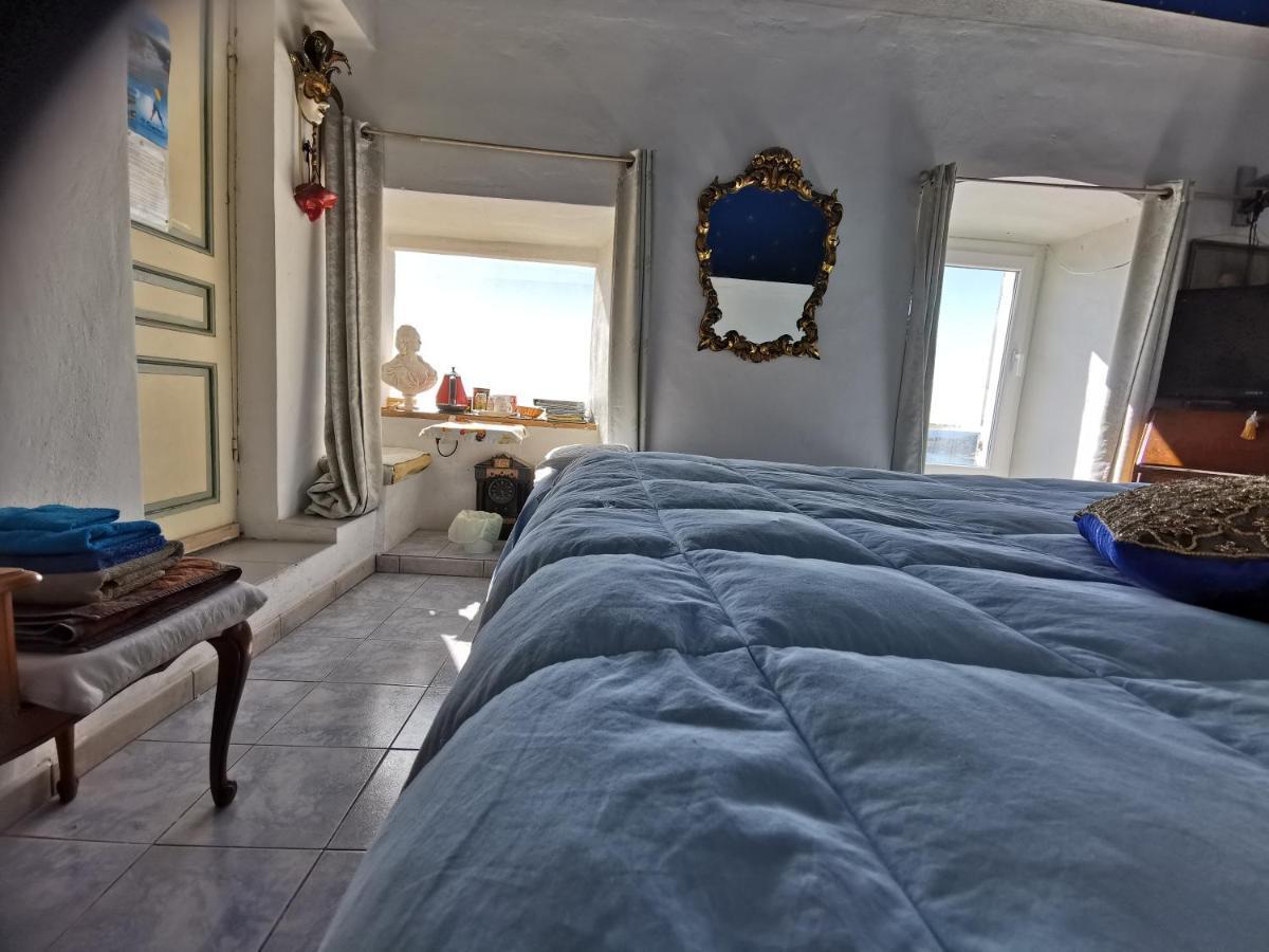 Romantic Casa Lorenzina Affittacamere เวนติมิญา ภายนอก รูปภาพ